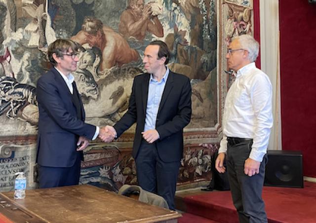 remise du prix Innovation Institut Cochin - Elsevier à Eric Pasmant